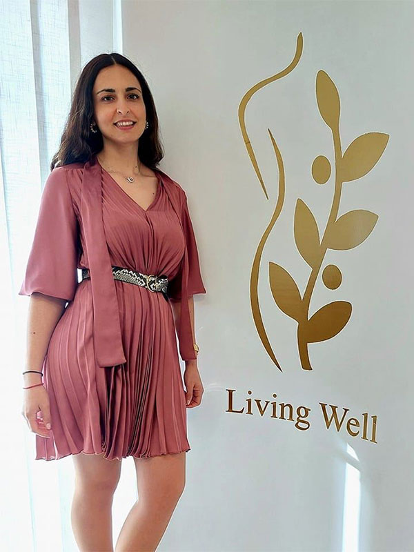 Δήμητρα Χατζηβασίλη - Βιογραφικό